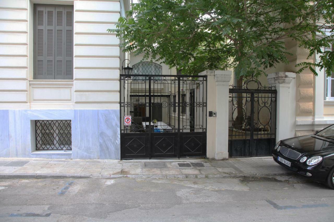 Stylish Studio Below The Acropolis Atenas Exterior foto